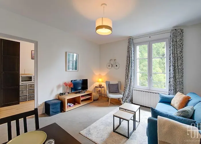 L'hoya - Quartier Prebendes Τουρ